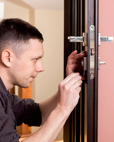 : Professional Locksmith For Commercial And Residential Locksmith Services in East Hemet, CA