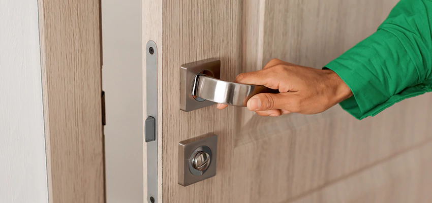 Garage Door Lock Reinforcements in East Hemet, California